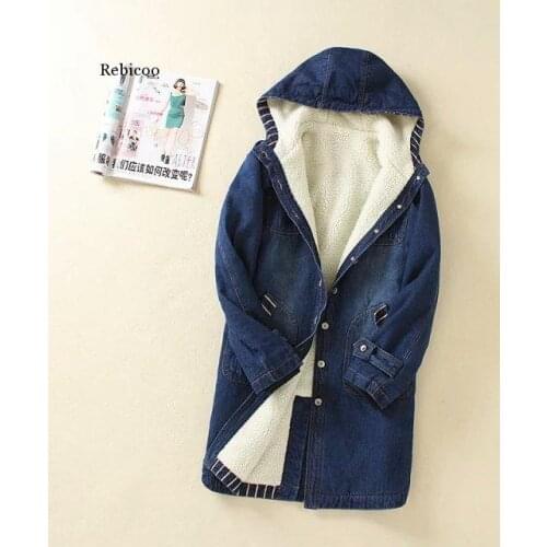New Winter Denim Jacket Women Outwear Fashion Long Sleeve Loose Fur Female Coat Casual Hooded Jackets Women Jeans Coats