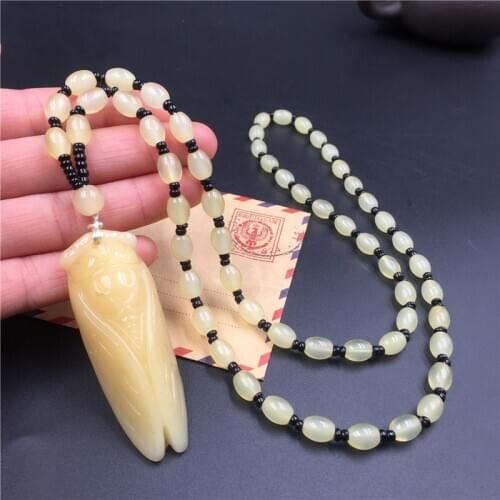 Natural Insect Carved Yellow Cicada Pendant Necklace Beaded Amulet Sweater Chain Choker Necklace