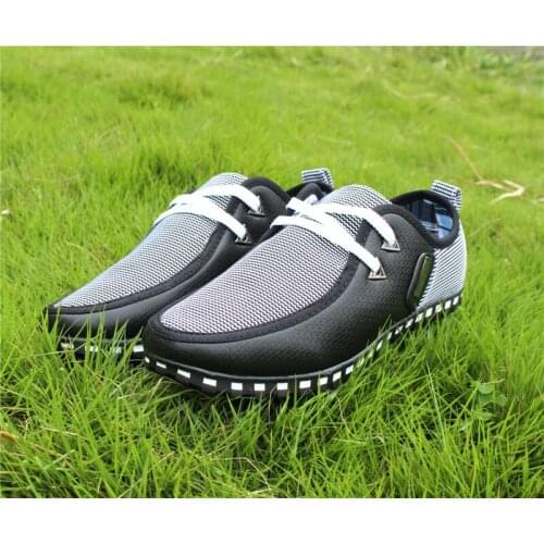 2021 New Spring Mens Leather Casual Shoes Wave Striped Patchwork Sequined Peas Shoes Male Soft PU Lace-Up Flat Shoes