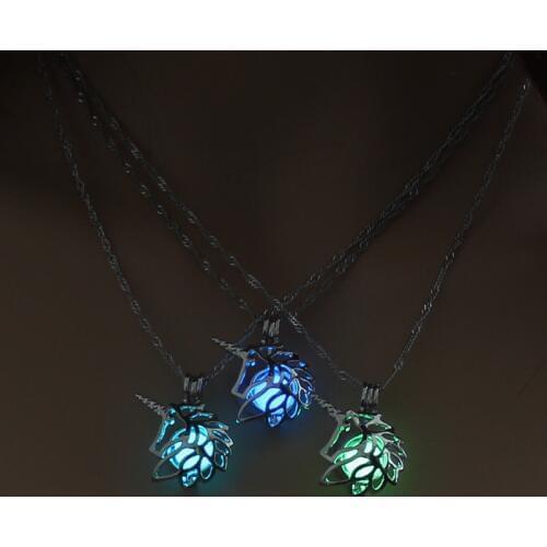 Charm Glowing Unicorn Pendant Necklace Cute Luminous Jewelry Choker 3 Colors Christmas Gift For Women Necklace Fashion