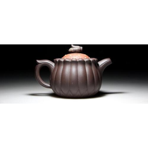 Yixing recommended custom wholesale famous travel all hand high bee chrysanthemum ceramic tea-pot kung fu tea set