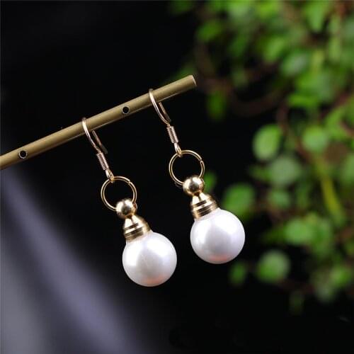 Round Sea Shell Pearl Dangle Earrings Perfume Bottle Earring White Pink Mother of Pearl Essential Oil Diffuser Dangle Earrings