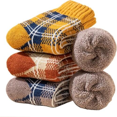 5 Pairs Wool Socks for Women Hiking Warm Super Thick Cozy Boot Winter Thermal Work Soft Middle Tube Ladies Crew Socks