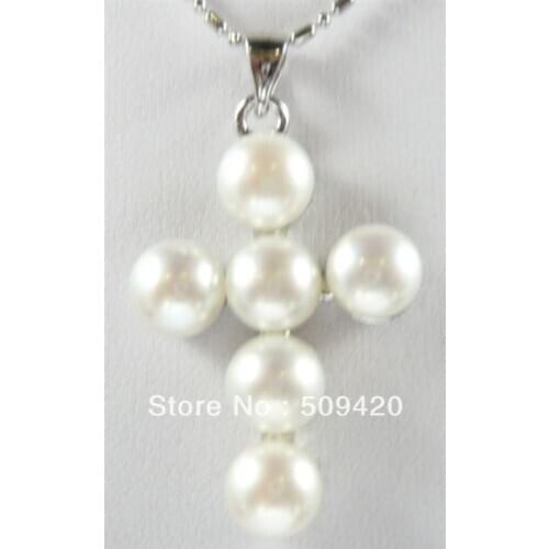 Jewellery white freshwater pearl cross pendant necklace