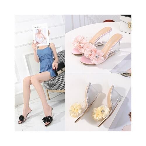 Hot Female Slipper Flowers Sexy Wedges Slipper Women 2020 High-heeled 8CM Cool Slippers Transparent Crystal Summer Women Shoes