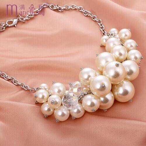 Factory Hand made new type trendy necklace fashion plated AB crystal perfectly round pearl chokers chairns necklace