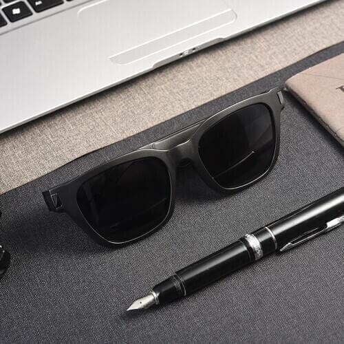 Smart glasses with google assistant in like google map navigagtion