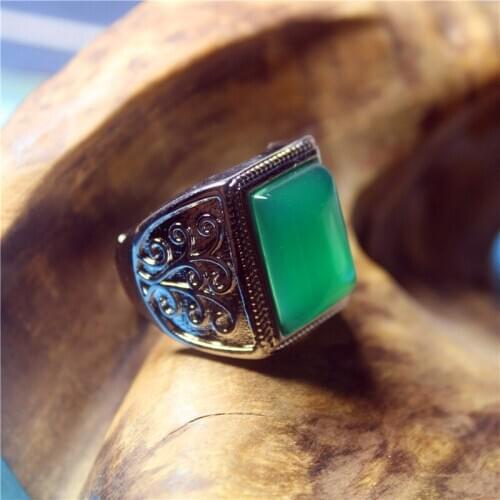 Wholesale Fashion Jewelry Green Chalcedony Special Silver Plated Ring For Women Feature Concise Namour Charm Gift