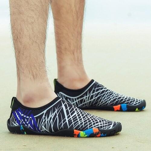 Aqua Shoes Men Women Water Shoes Barefoot Quick-Dry Aqua Socks For Beach Swimming Diving Surf Yoga Jogging Hiking Sport Exercise