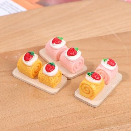 1:12 Dollhouse Miniature Artificial Bakery Cake Strawberry Cake Model Furniture Kitchen Toy Craft DIY Kitchen Accessories