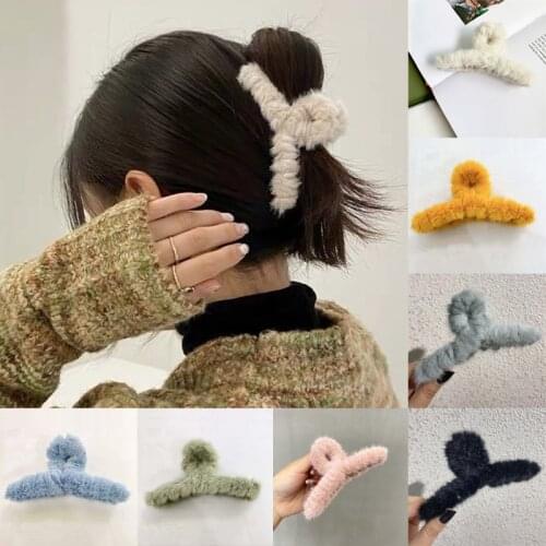 New Fashion Plush Hair Clip Faux Fur Hair Claws Combs Clamps Autumn Winter Hairpins Barrette Women Hairgrips Hair Accessories