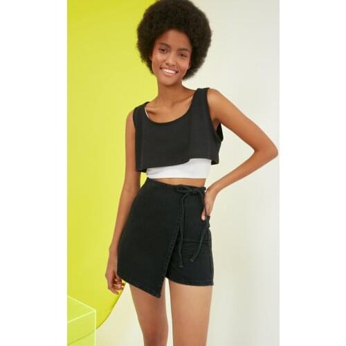 HAFSA Women's Travel Shorts