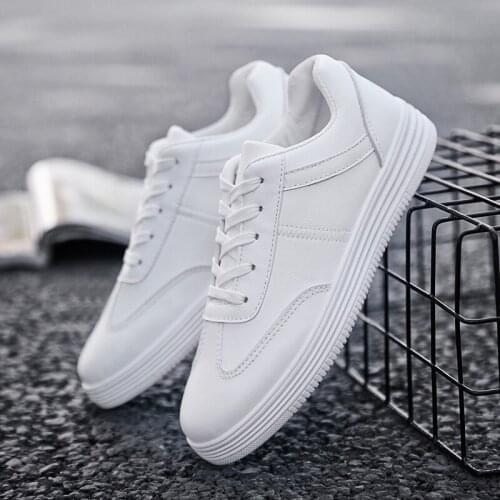 Men Shoes 2021 New Fashion Comfy Breathable Mans Casual Gym Shoes Summer Boy Student Running Shoes Male Light Vulcanized Shoes