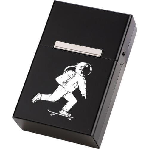 Cigarette Case Box Custom Made Metal Astronaut Starry Universe Creative Designs Personality Fashion Magnet Cover Smoking Gigt