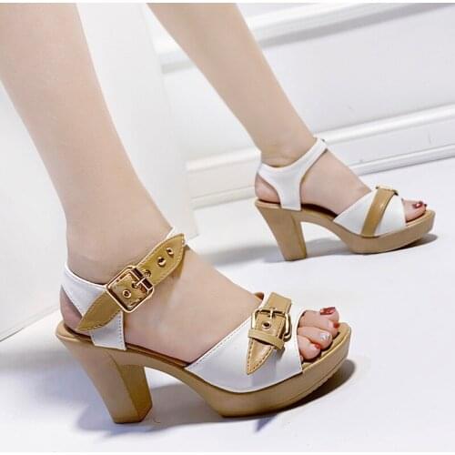 2020 New Summer High-heeled Sandals Womens Thick-heeled Womens Buckle Fashion Womens Shoes