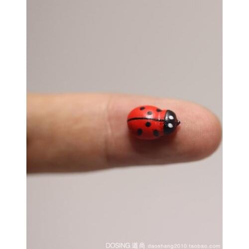 Animal Insect Model Ornaments Cute Coccinella Septempunctata Mini Beetle Fairy Garden Miniature Accessories Decor Figurine Toys