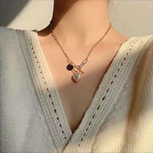 Stock Fashion Pearl Heart Charm Necklace Chain Korean Ins Mother of Pearl Gold Stainless Steel Jewerly Necklace For Women Lady