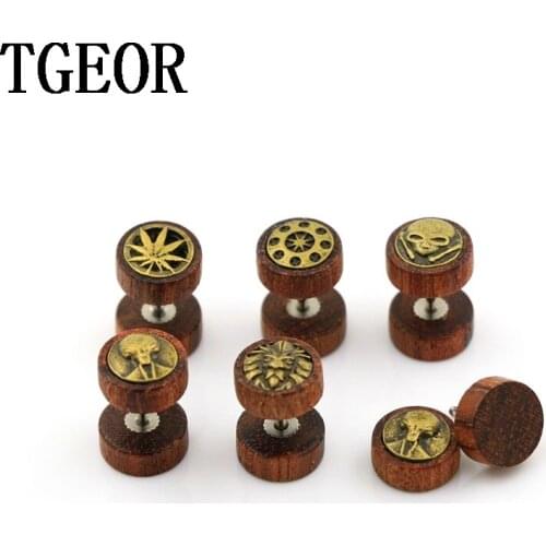 New arrival hot 1 pair illusion cheaters surface leaf skull pattern original natural wood ear piercing fake plugs earring