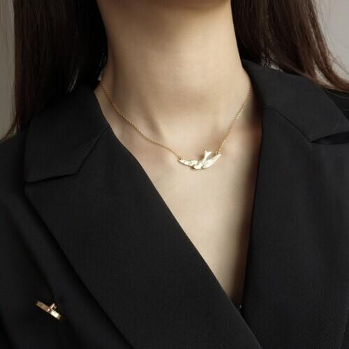 925 Sterling Silver Fashion Women Simple Personality European American Animal Flying Bird Necklace Clavicle Chain Swallow Choker