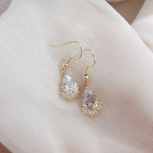 2021 Wholesale Luxurious Glittering Lace Crystal Drop Earrings Fashion Temperament Party Queens Earrings Ladys Earhook