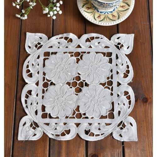 Square 28cm European Beautiful Embroidered Hollow Retro Placemat Coffee Cup Table Mat Tea Tray Dust Cover Towel Vase Pad Coaster
