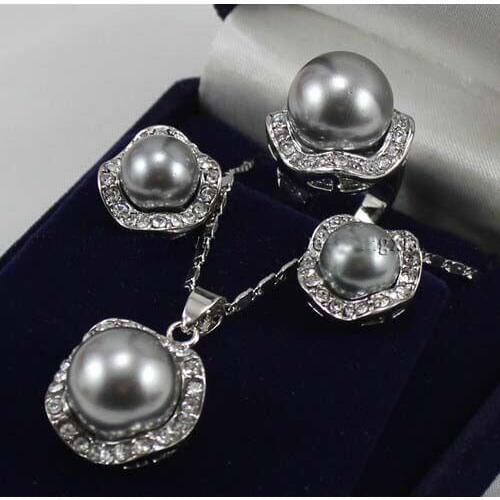 Silver Gray Shell Pearl Earrings / Pendants Necklace Pendant Set
