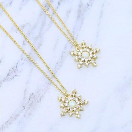 White opal cubic zirconia cz snowflake pendant necklace for women Christmas gift 2021 Gold color High quality cute opal necklace