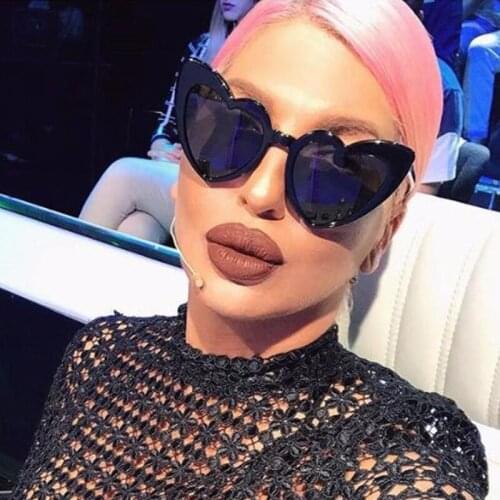 2019 New Kind Of Loving Ladys Sunglasses Lovely Peach Heart Sunglasses Trendy Heart-Shaped Polarized Light Sunglasses UV400