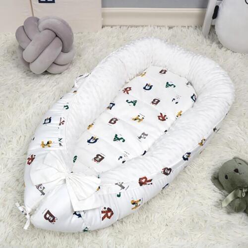 2 Pcs/set Travel Crib Bed for Baby Velvet Portable Crib Thick Warm Sleeping Basket Bumpers Mattress with Met Removable BTN004