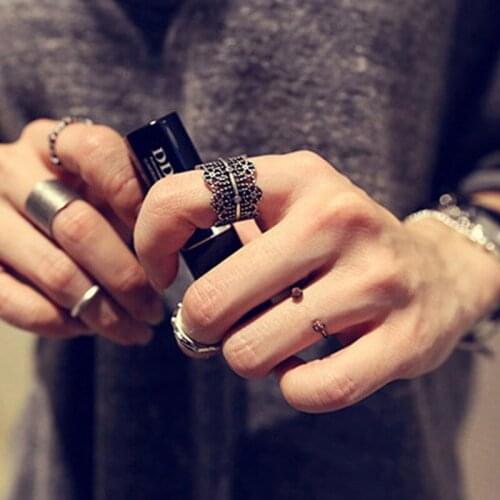 Vintage Two-Piece Red Crystal Hollow Arabesquitic Open Boho Ethnic Style Rings For Women