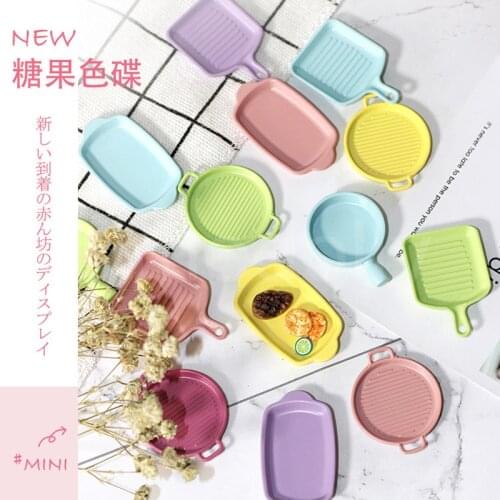 4pcs/set Cute Candy Color 1:12 Scale Dollhouse Miniature Baking Tray Middle Blyth Doll House Kitchen Dish Plate Accessories Toy