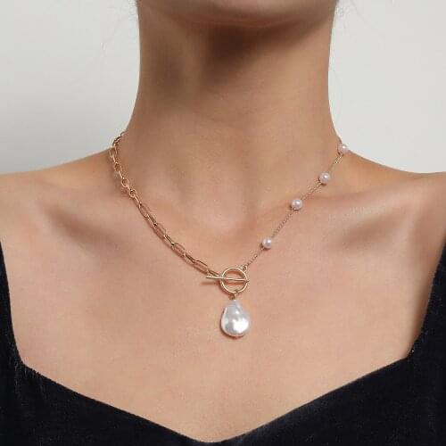 Irregular Imitation Pearl Pendant Necklace Beads Chain Clavicle Chain 2021 Fashion Jewelry Short Necklaces Female Simple New