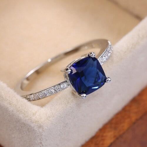 Bling Bling Square Zircon Ring Women Girl Crystal Ring Gift for Love Girlfriend Fashion Jewelry Accessories High Quality