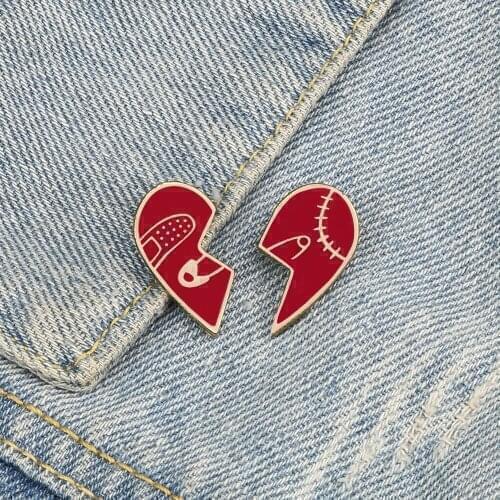 2Pcs/Set Broken Red Heart Brooches Cartoon Enamel Pins Metal Custom Button Denim Jackets Badges Jewelry For Couple Friends Gift