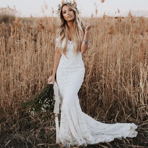 Elegant Boho Lace Wedding Dresses Country Style Off The Shoulder Short Sleeves Sweep Train Bridal Dresses Beach Wedding Gowns