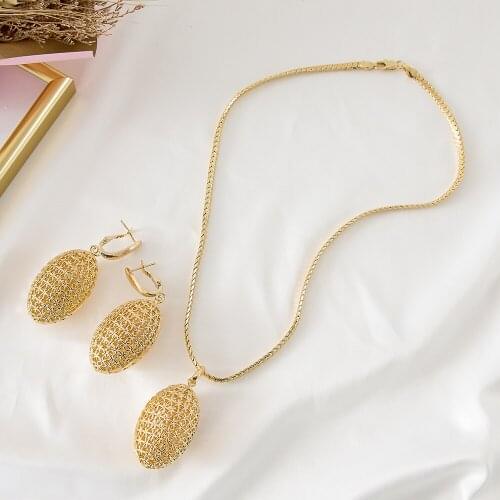 Oliver Shaped Golden Color Hollow Out Jewelry Set Necklace And Earrings Exquisite Style Wedding Gift Customize Accept