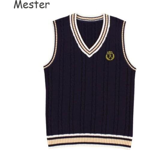 Japanese JK Uniform British V neck Letters Embroidered Sweater Vest Students Sleeveless Sweater Pullovers Cotton Knitted Gilet