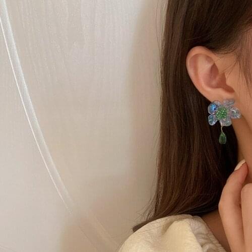 2021 New Arrival Korean Fashion Sweet Acrylic Flower Water Drop Clip Earrings for Women No Pierced Ear Party Jewelry