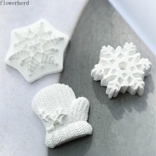 DIY Snowflakes Silicone Mold Fondant Cake Mold Resin Mould Christmas Molds Baking Tools Cake Decorating Tools Handmade Soap Mold