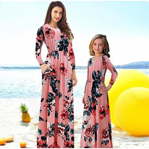 Family Matching Clothes Mommy and Me Outfits Look Mom Baby Girl Big Littler Sisters Long Sleeve Winter Mother Daughter Dresses