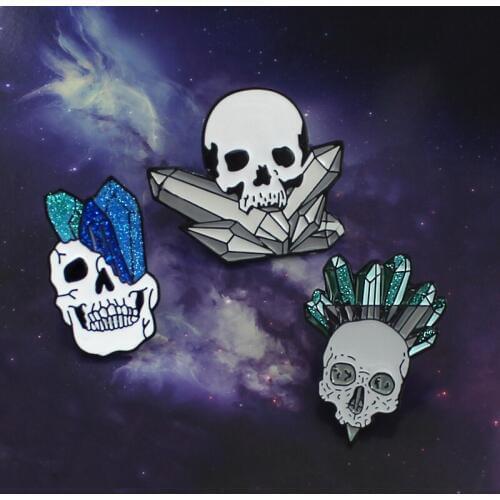 Skull Crystal Cylinder Brooch Skeleton Mineral Crystal Shiny Funny Enamel Punk Pin Shirt Fashion Cool Badge Halloween Jewelry