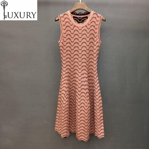 2020 High Quality Knitted Spring Summer Long Sweater Women Wave Pattern Sleeveless Casual Jumper Dress Pink Black