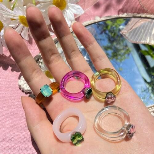 Korean Summer Fashion Colorful Transparent Acrylic Resin Rings for Women Geometric Square Rhinestone Ring Jewelry Travel Gifts