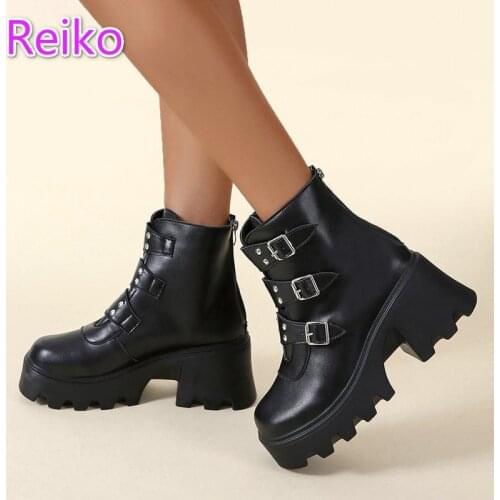 Autumn/winter belt buckle punk platform short boots female British style fashion trifle rider boots side zipper Martin boots