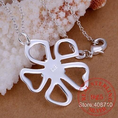 Robbie Pendant Chains