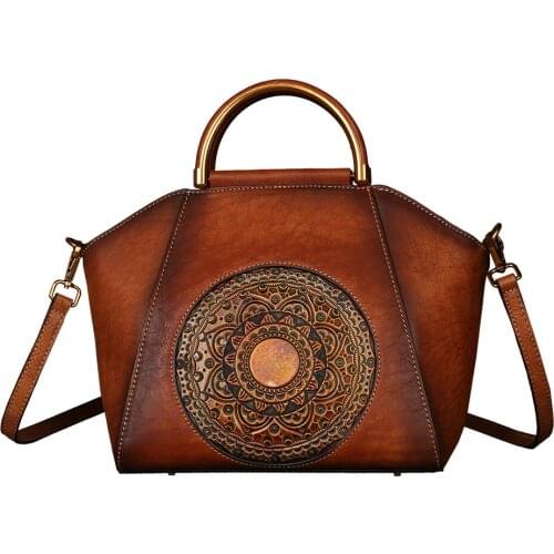 Womens leather totem embossed shoulder bag First layer cowhide retro tote bag with zipper Luxury brand crossbody tote bag