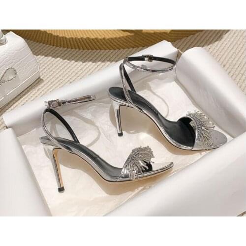 Drop Shipping Girls Sliver Black Fringe 6/8/10 CM Thin Heels Slingback Sandal Woman One Line Buckle Sexy Party Dress Shoes