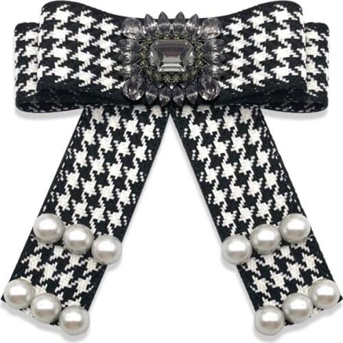 Houndstooth Ribbon Rhinestone Bow Tie Brooch Fashion Business Ladies Shirt Clothing Accessories Handmade Jewelry British Bowtie