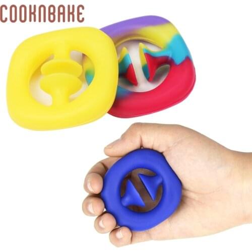 Snappers Fidget Toy Funny Suction Cup Stress Relief Toy Click Finger Sensory Fidget Toy Party Popper Noise Maker for Kids Adults