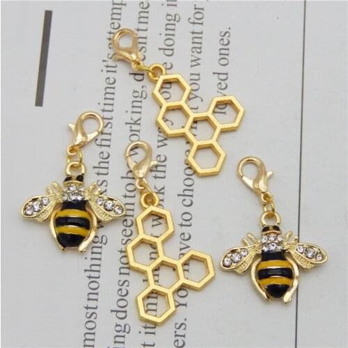 Julie Wang 4PCS Enamel Honeycomb And Bee Charms With Lobster Clasp Hive Honeybee Pendant Alloy Keychain Jewelry Making Accessory